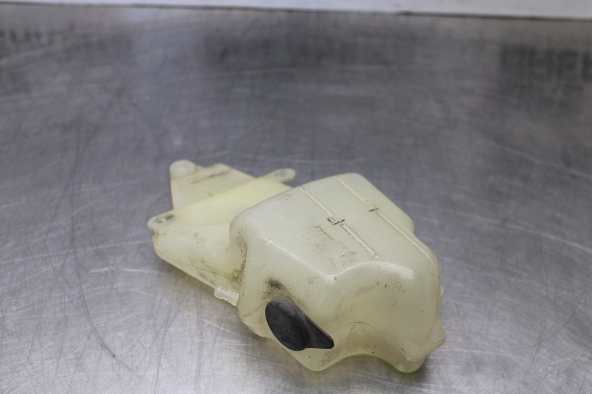 08 KAWASAKI VULCAN 1600 VN1600D NOMAD COOLANT WATER TANK RESERVOIR BOTTLE BB904