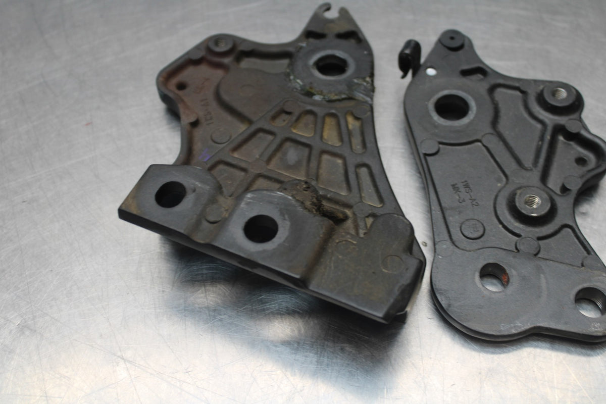 23-24 YAMAHA MT-07 LEFT RIGHT REARSET REAR SET DRIVER PEG BRACKETS MOUNTS BB927