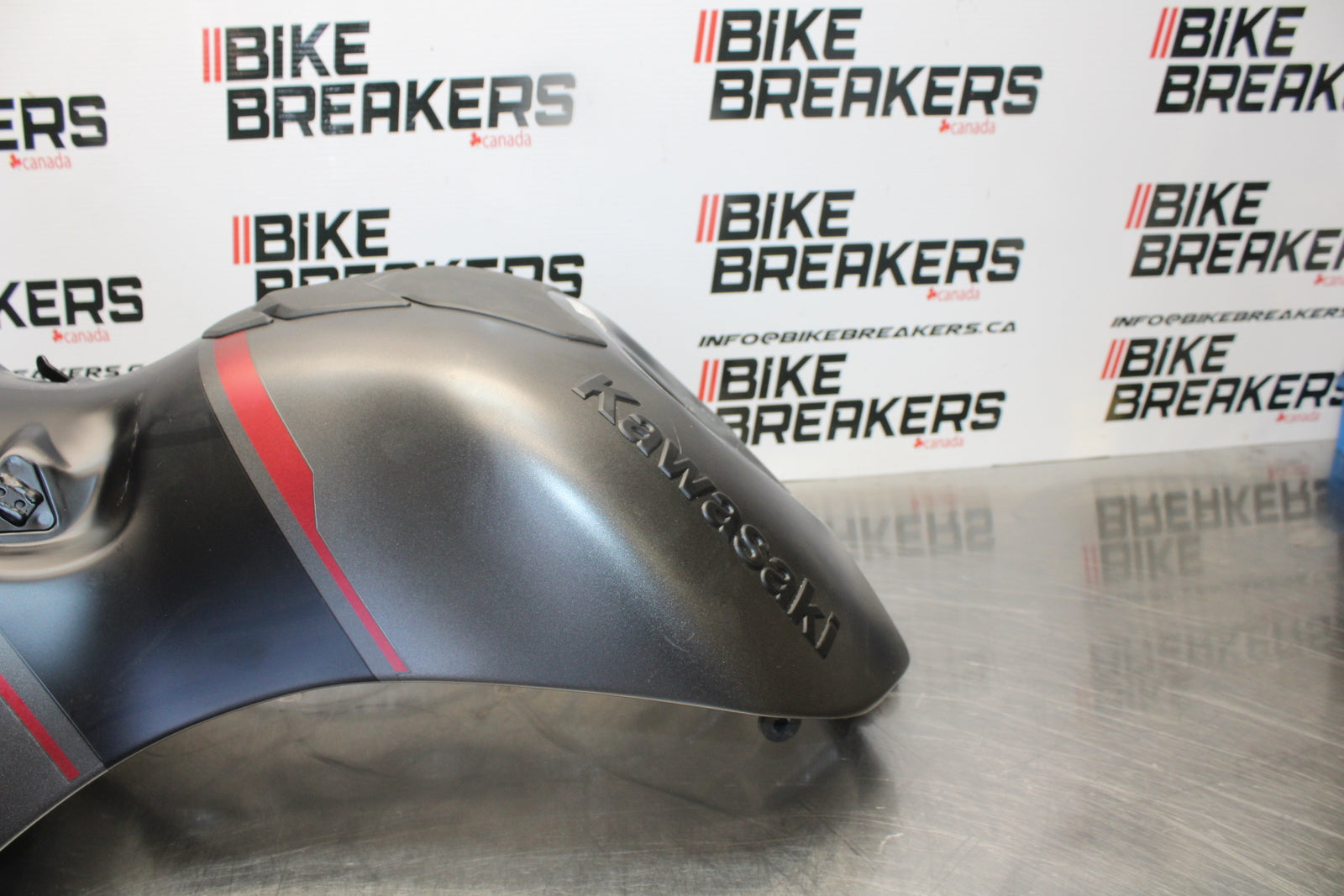 23-24 KAWASAKI NINJA ZX14R GAS TANK FUEL CELL PETROL RESERVOIR BB169