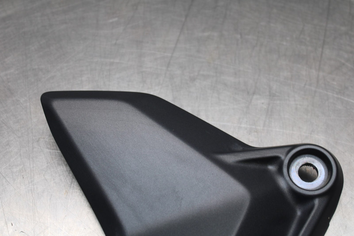 22-25 YAMAHA YZF R7 SIDE SUBFRAME SUB FRAME GUARD BB850