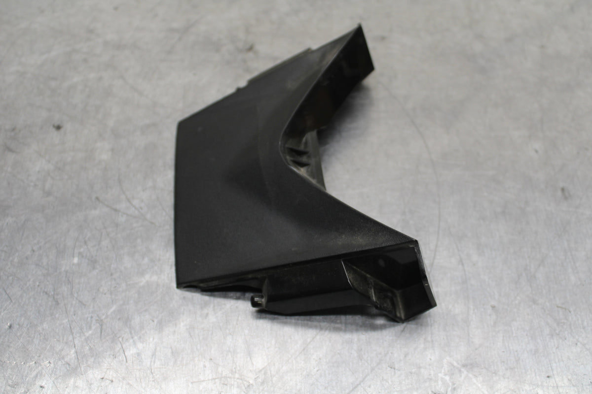 15-16 HONDA CB300F CENTER REAR BACK TAIL FAIRING COVER TRIM COWL BB740