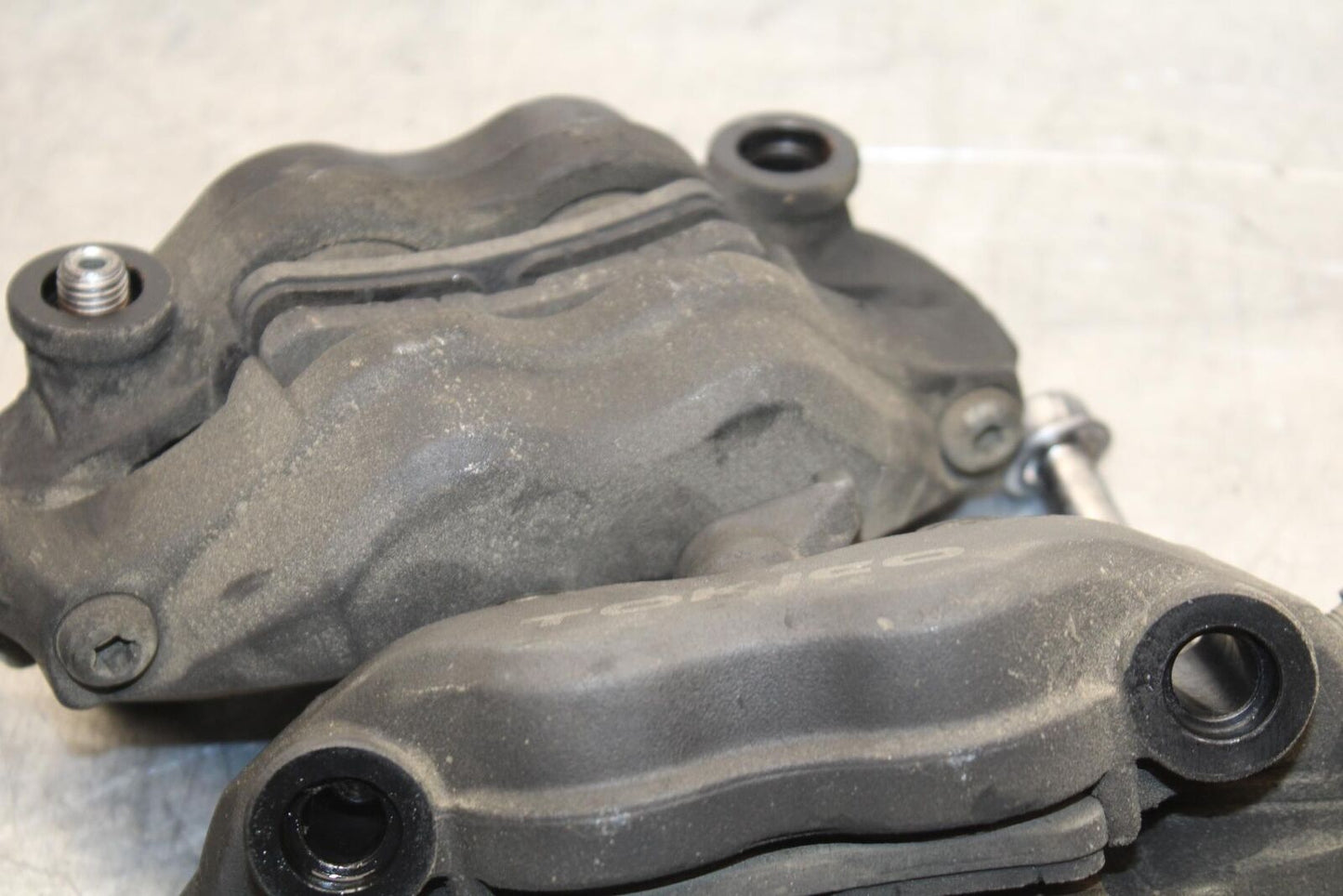 2007 Honda CBR600RR RIGHT LEFT FRONT BRAKE CALIPER SET PAIR CALIPERS BB596