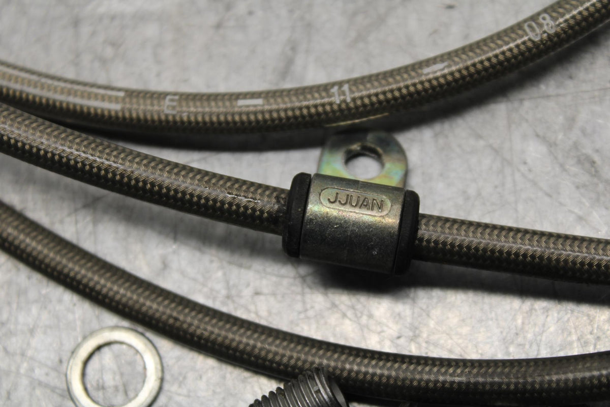 2009 Triumph Daytona 675 FRONT BRAKE CALIPER HOSES LINES BB584