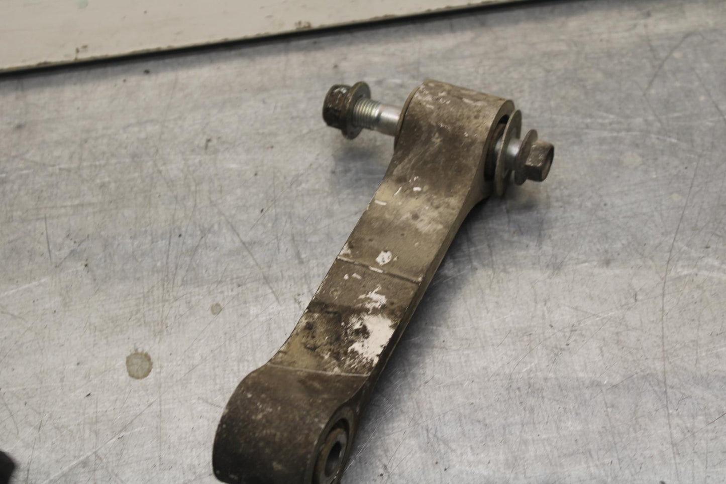 2011 Suzuki GSXR600 REAR DOGBONE SHOCK LINKAGE LINK BB605