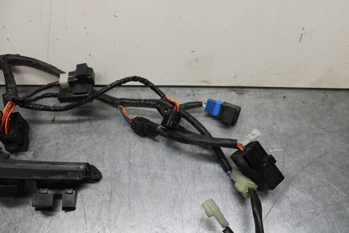 08-10 SUZUKI GSXR 600 MAIN ENGINE WIRING HARNESS MOTOR WIRE LOOM BB753