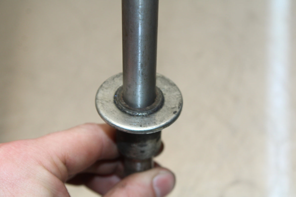 86 SUZUKI GS750ES FRONT WHEEL RIM AXLE PIVOT BOLT BB140
