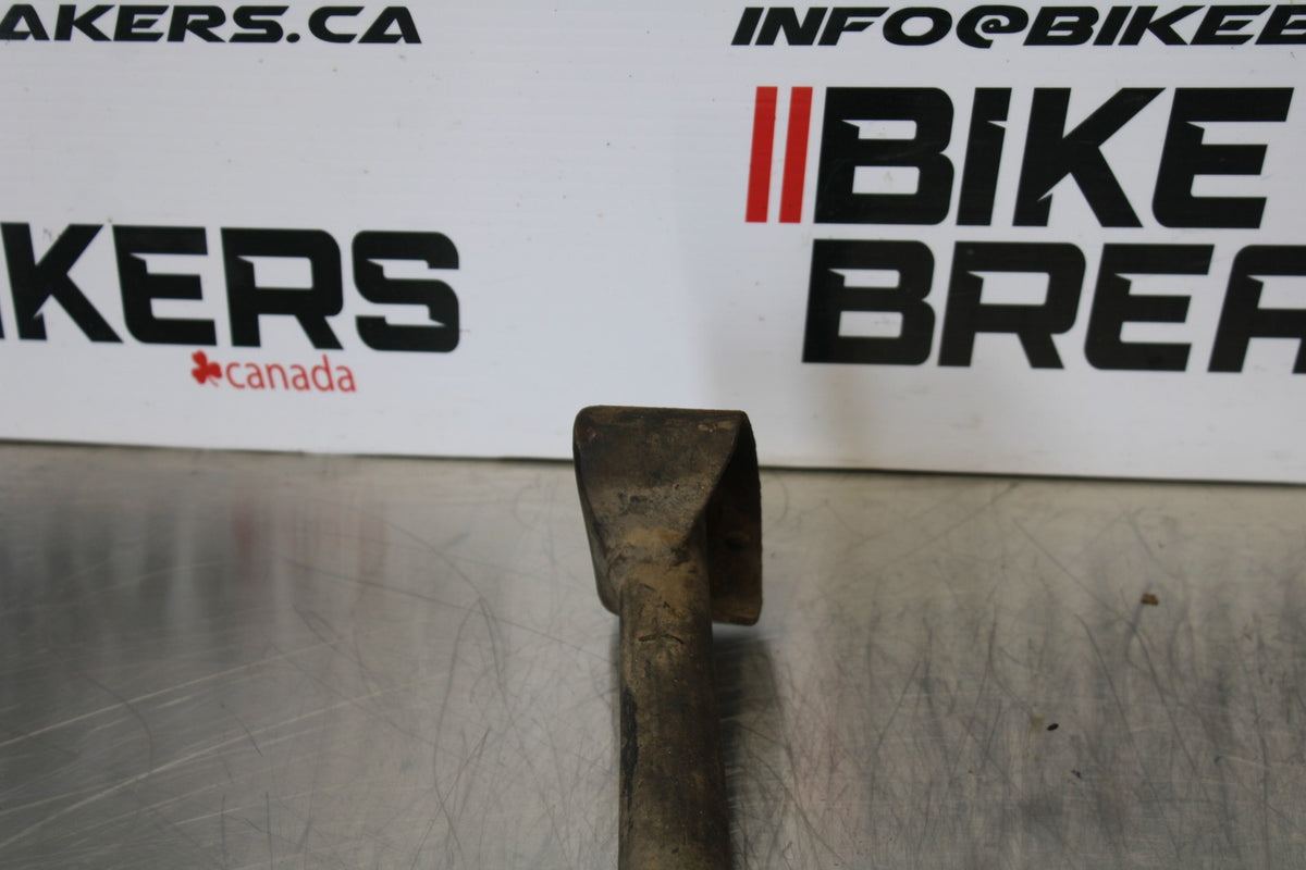 76-77 HONDA GOLDWING 1000 CENTER MAIN STAND BB171