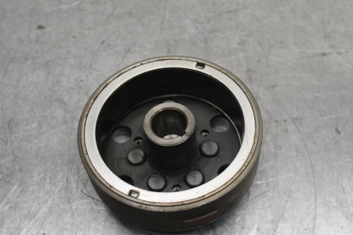 83-85 YAMAHA RIVA 180 XC180 MAGNETO FLYWHEEL ROTOR BB109 
