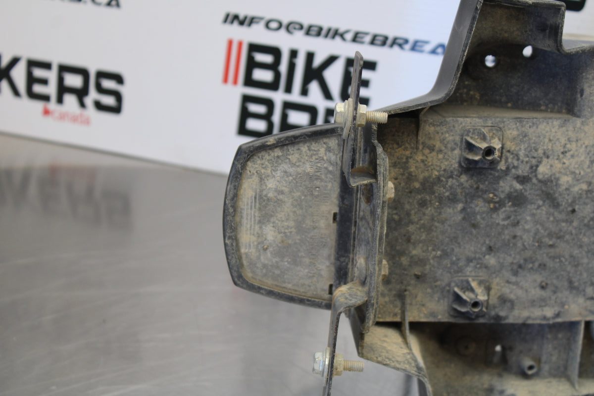 00 SUZUKI SV650 REAR BACK TAIL UNDERTAIL BATTERY TRAY PLASTIC BB156