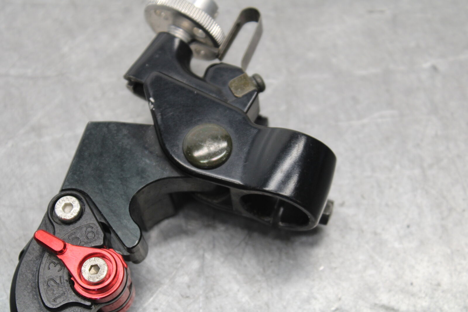 05-06 SUZUKI GSXR1000 CLUTCH PERCH MOUNT WITH LEVER BB663