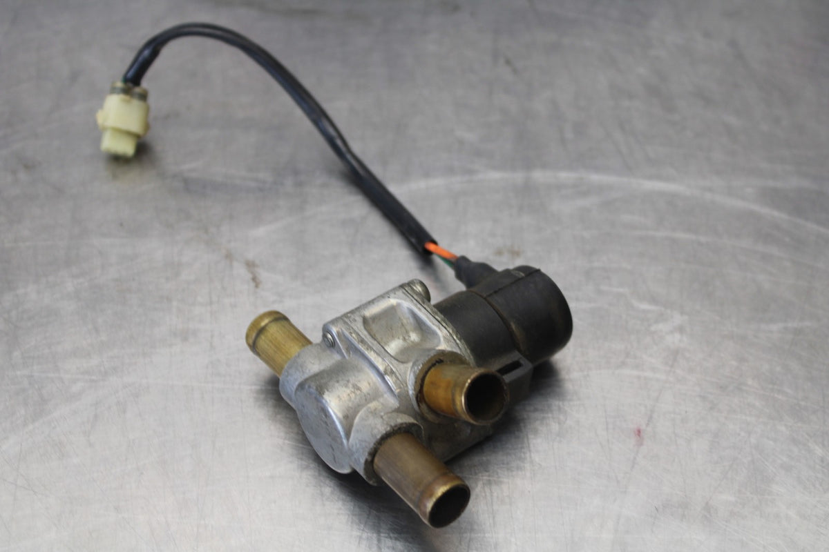 06-07 HONDA INTERCEPTOR 800 VFR800 AIR VALVE SOLENOID TOP ENGINE SENSOR BB917