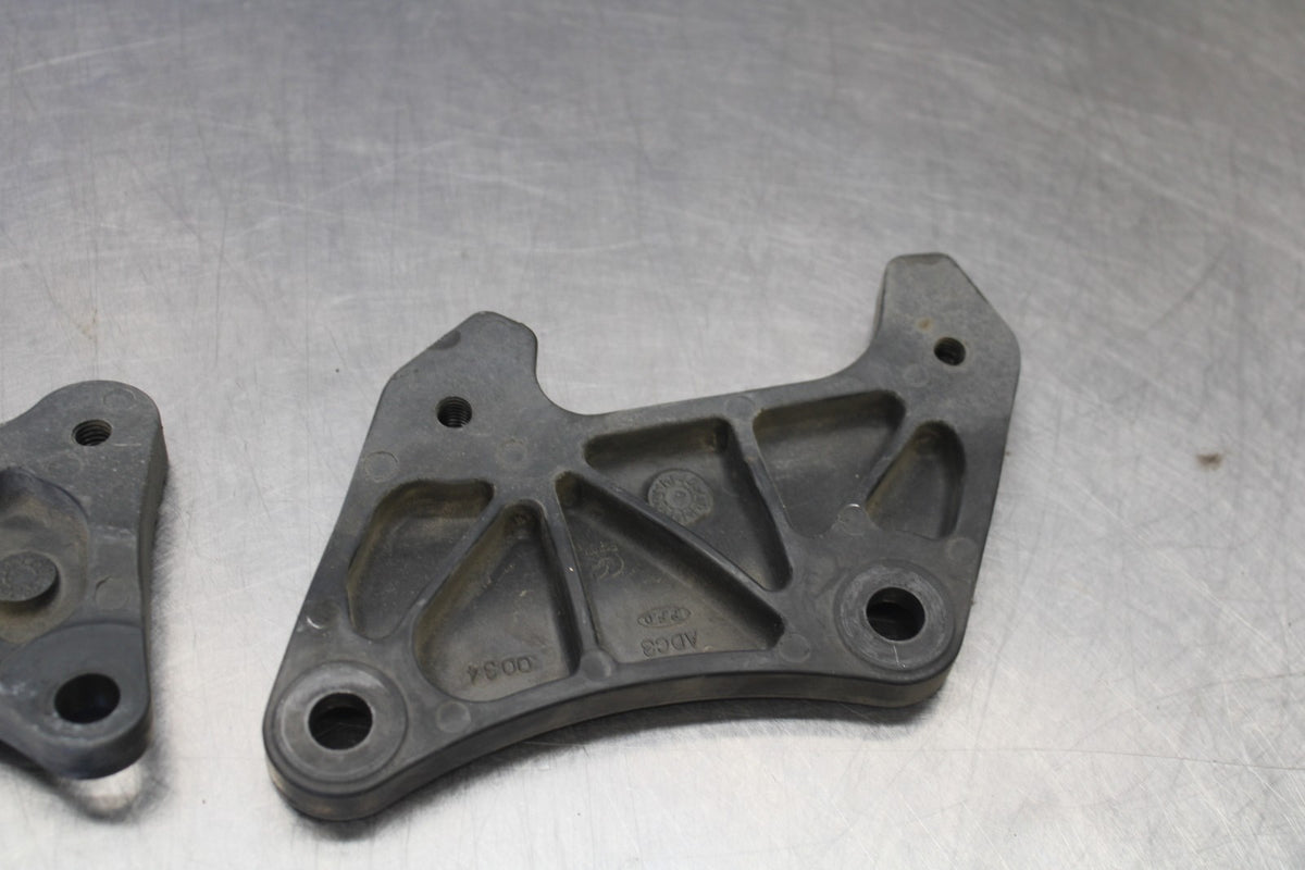 07-08 KAWASAKI NINJA ZX6R REAR BACK PASSENGER PEG SET PAIR BB937
