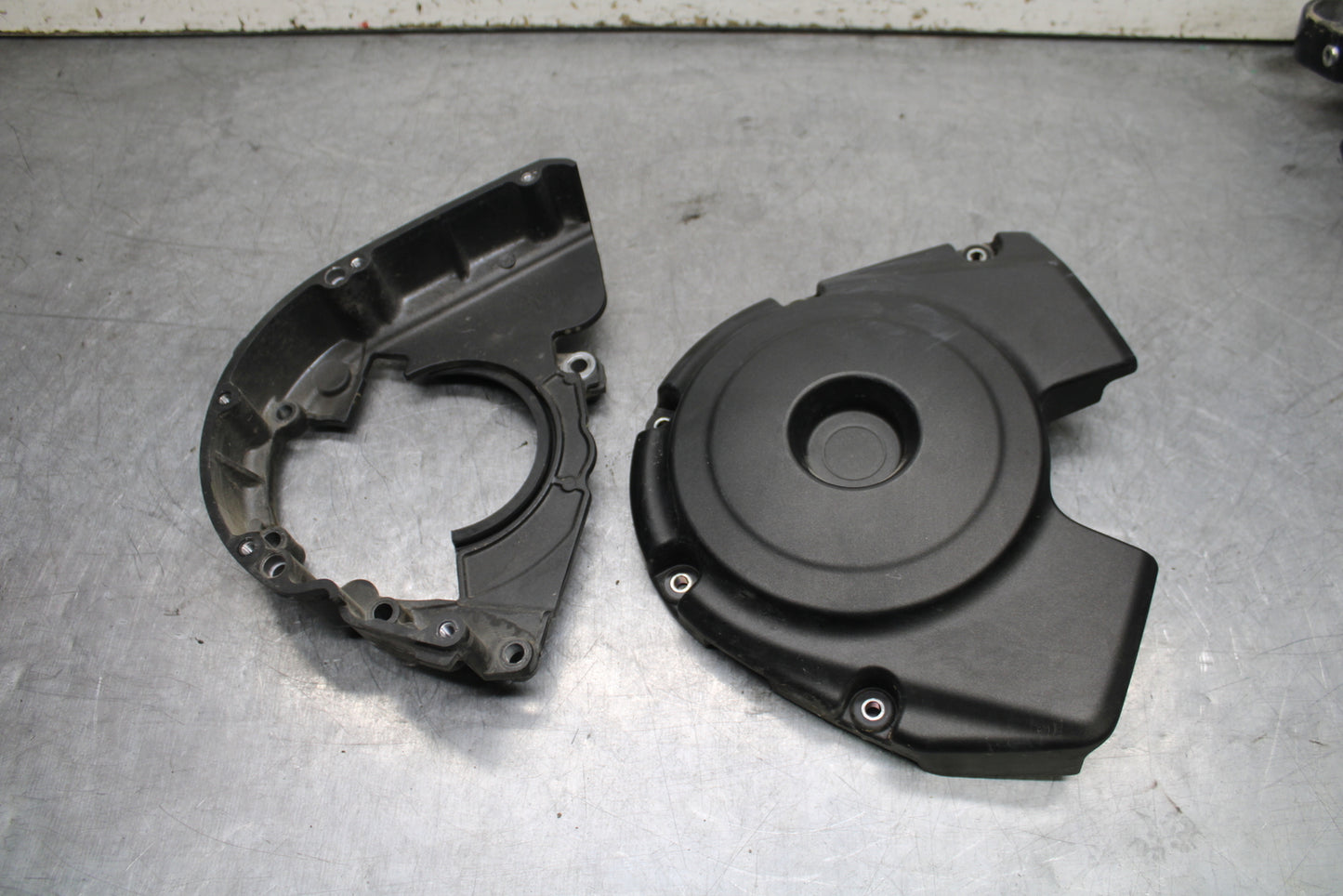 17-24 YAMAHA BOLT XVS950 ENGINE SPROCKET COVER BB729