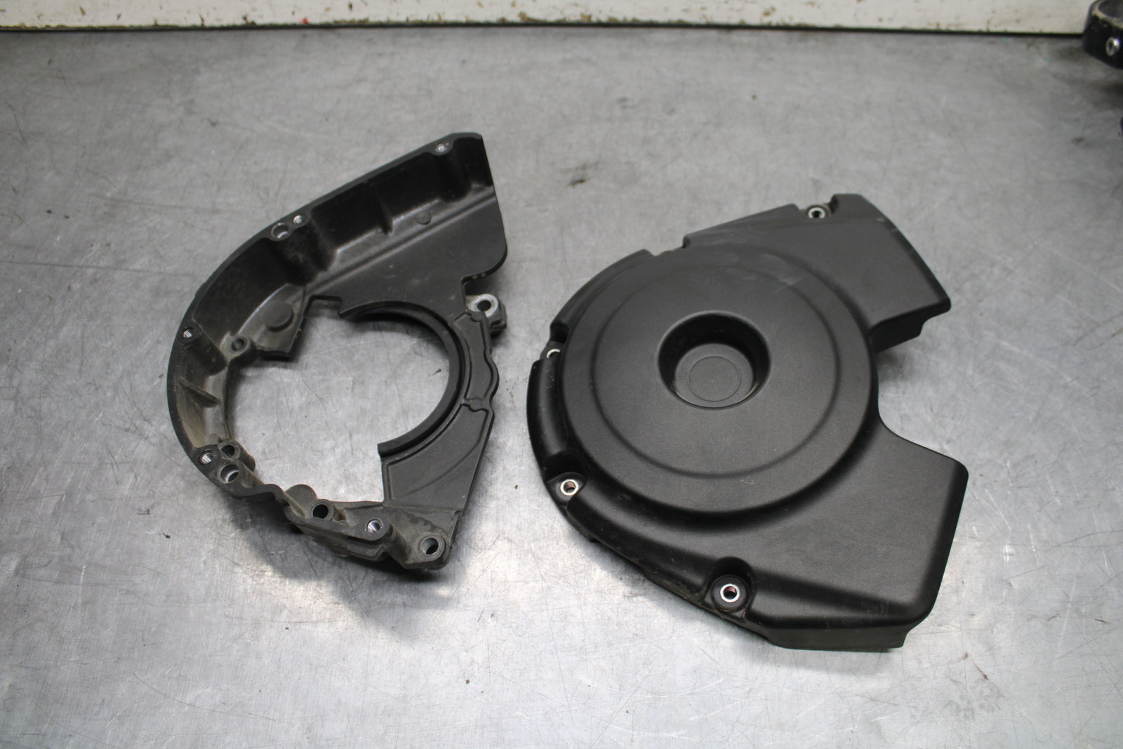 17-24 YAMAHA BOLT XVS950 ENGINE SPROCKET COVER BB729