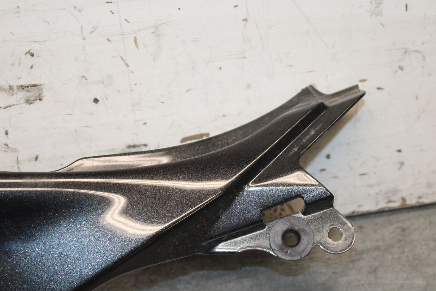 18-23 KAWASAKI NINJA 400 EX400 ABS LEFT REAR BACK TAIL FAIRING COWL SHROUD BB747