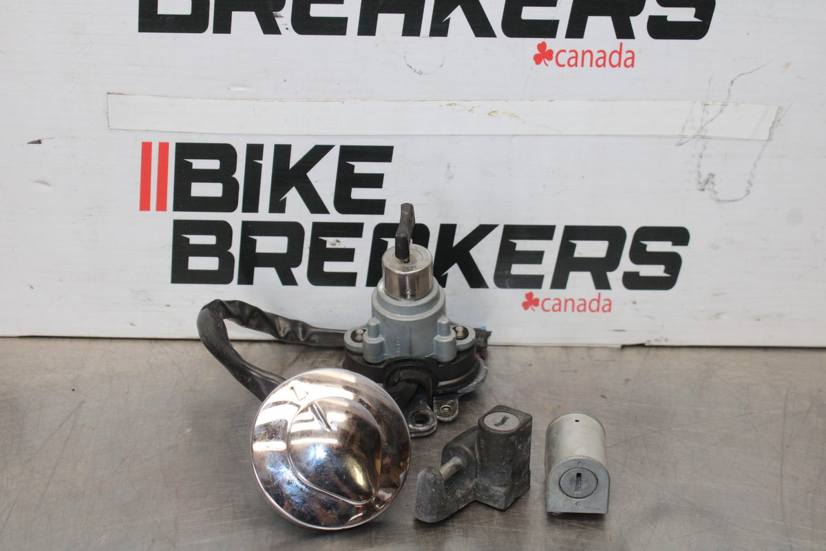 03 HONDA SHADOW SPIRIT 750 VT750DC IGNITION LOCK GAS SEAT HELMET LOCK SET BB907