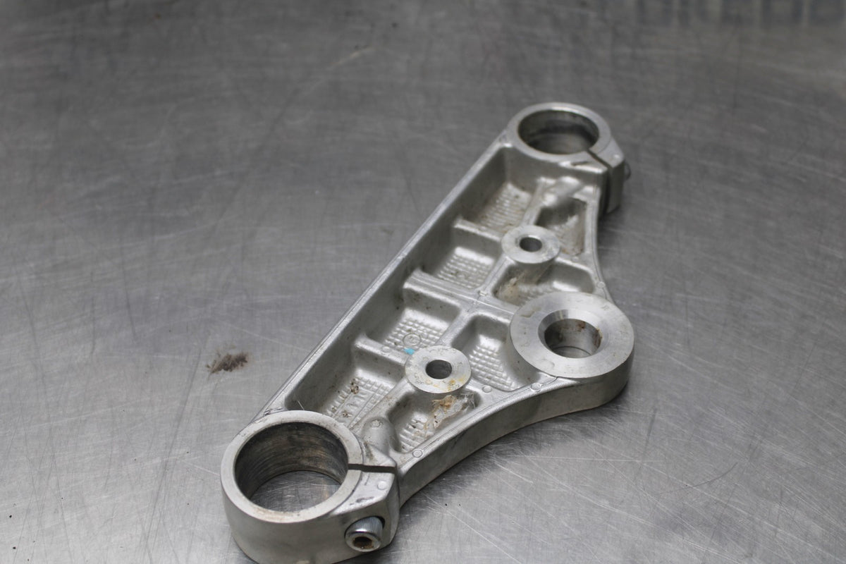 02 KAWASAKI VULCAN 800 VN800B CLASSIC FORKS UPPER TRIPLE TREE CLAMP BB862