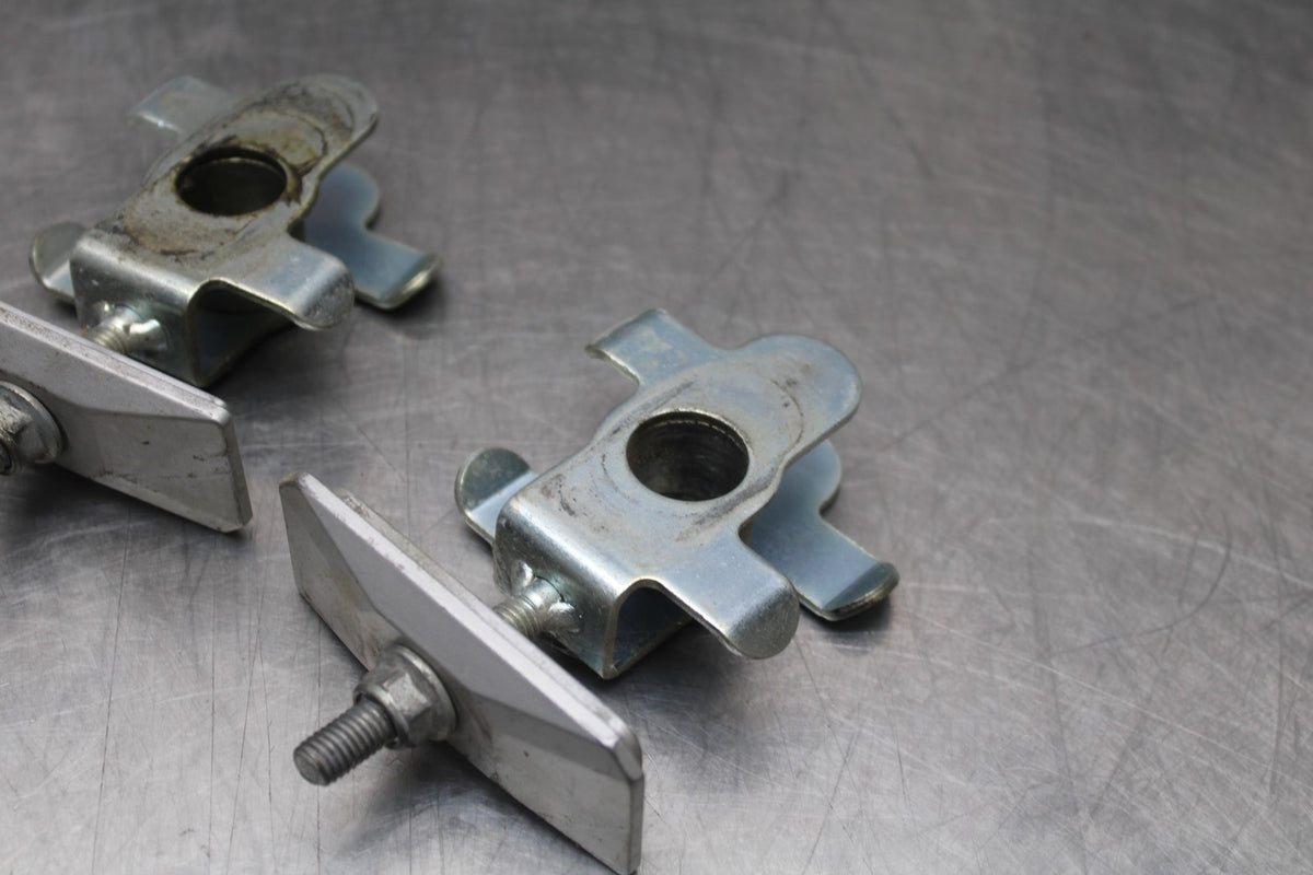 06 SUZUKI SV650S SWINGARM CHAIN TENSIONER ADJUSTMENT BRACKETS  BB783