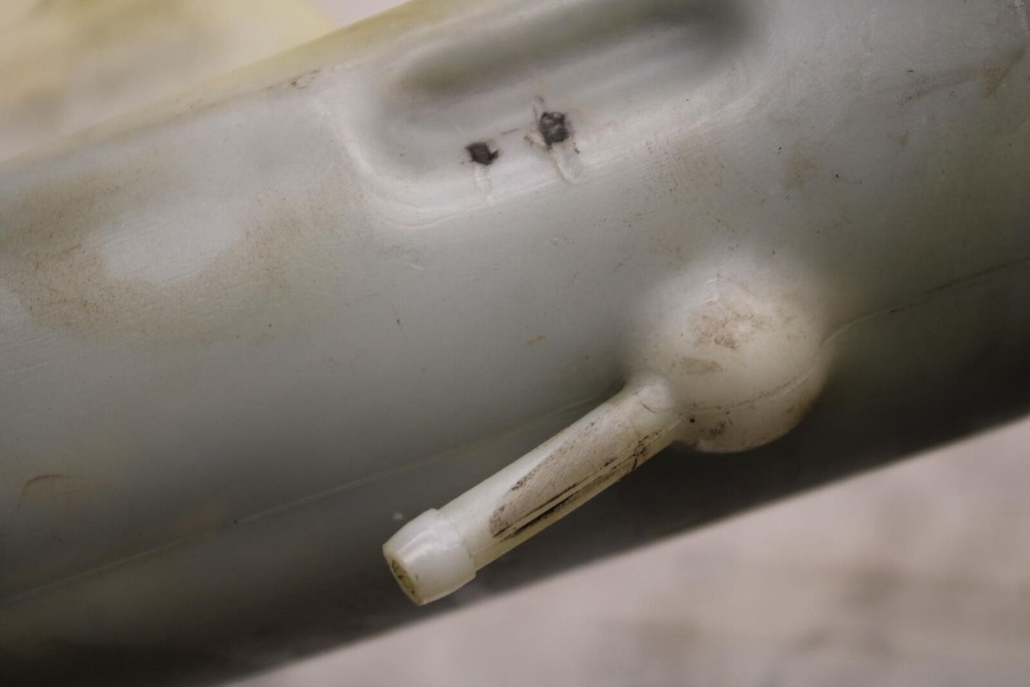 2000 Honda Super Hawk 1000 VTR1000F COOLANT WATER TANK RESERVOIR BOTTLE BB577