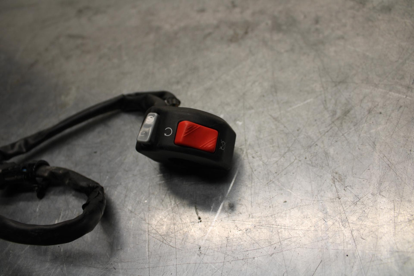 08-09 KAWASAKI NINJA ZX14R RIGHT  HANDLE KILL OFF START SWITCH SWITCHES BB73