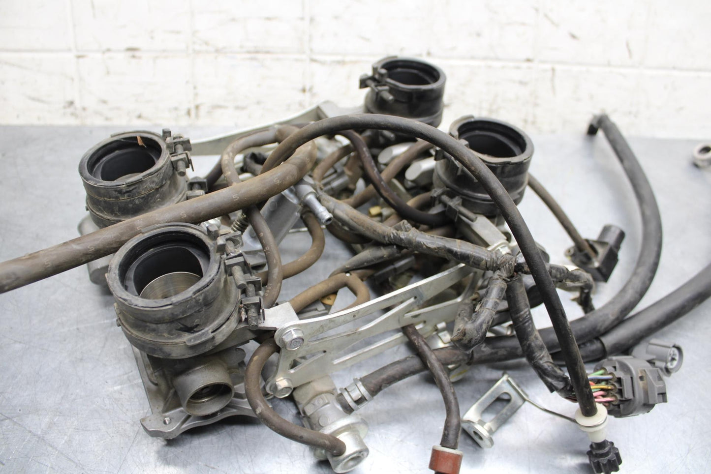 2008 Honda Interceptor 800 VFR800A ABS FUEL INJECTORS / THROTTLE BODIES BB566