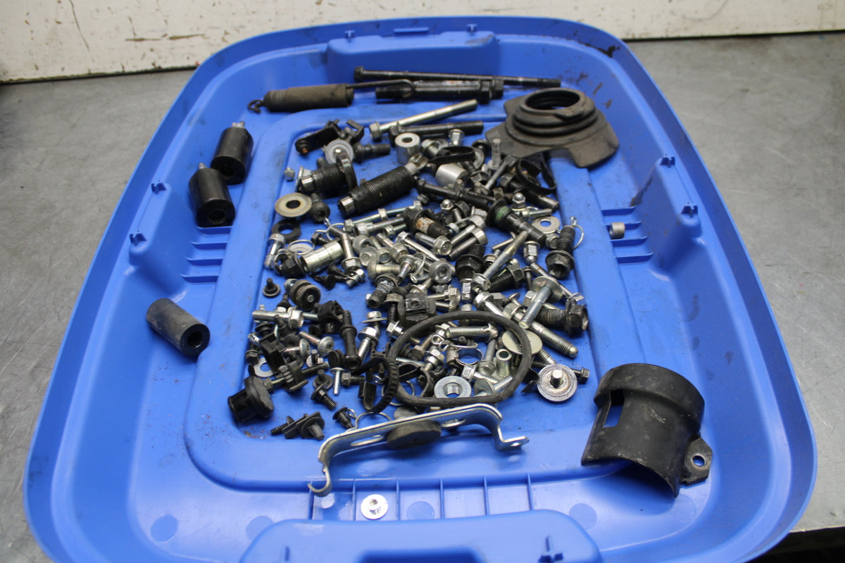 14 HONDA CTX1300A MOUNTING BOLTS HARDWARE MOTOR SCREWS BB732