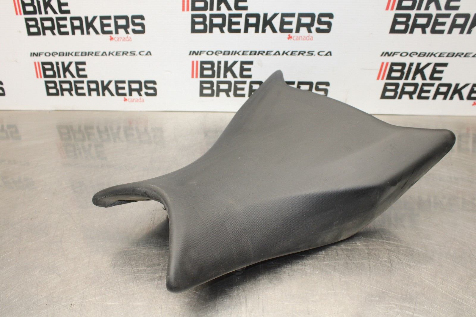 12-14 BMW S1000RR FRONT DRIVERS SEAT PAD SADDLE PILLION BB204