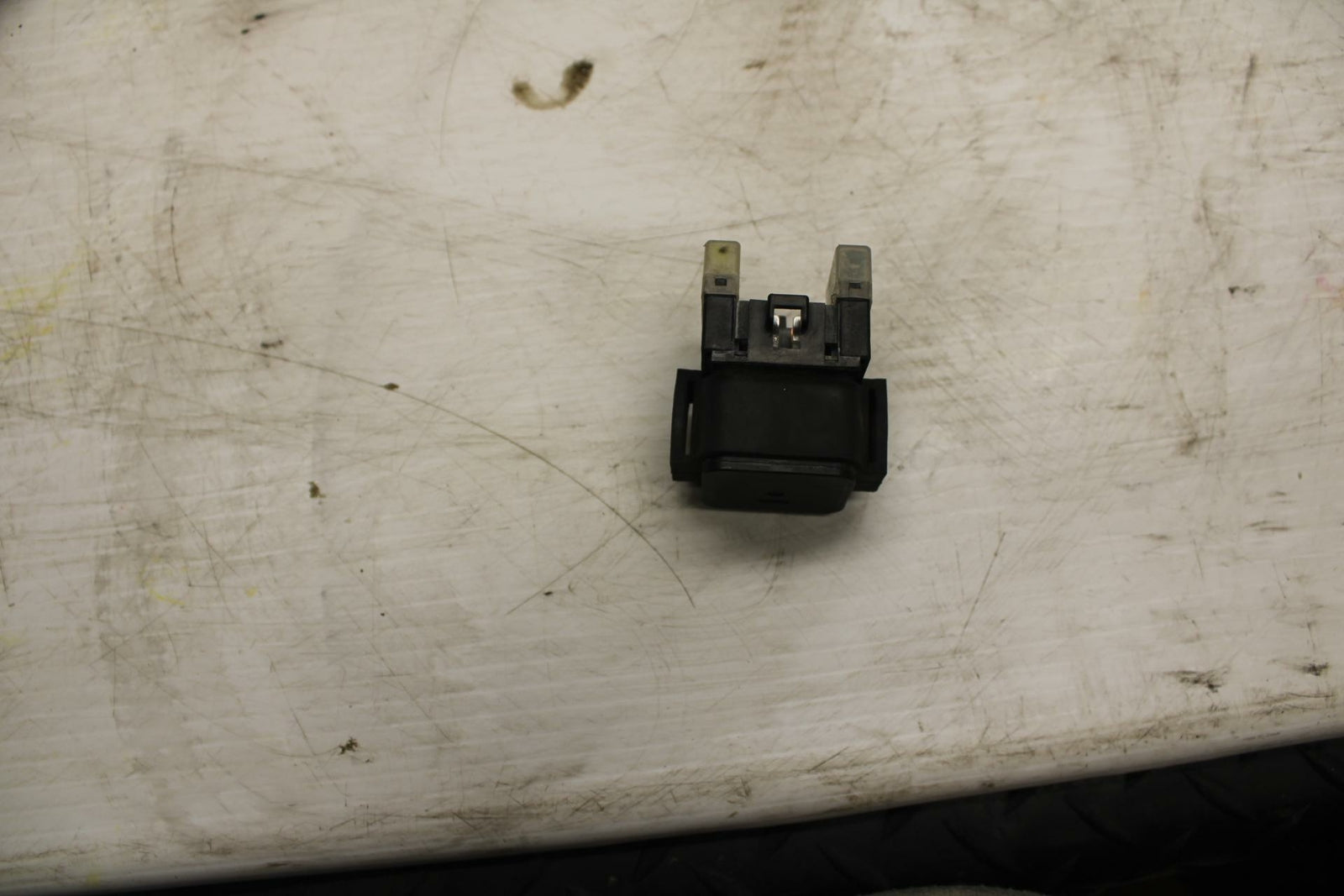 03-04 YAMAHA ROAD STAR 1600 ENGINE STARTER RELAY STARTING MOTOR SWITCH BB279