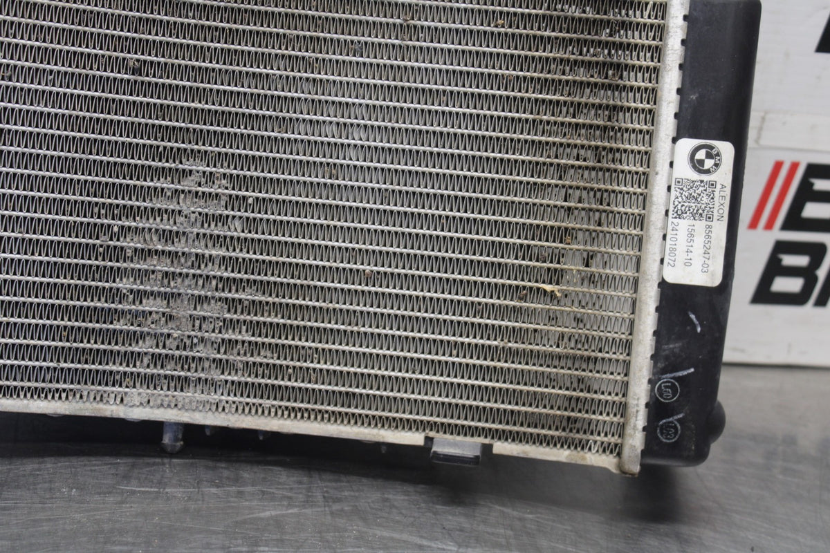 19 BMW F750GS ENGINE RADIATOR MOTOR COOLER COOLING RADIATER BB938