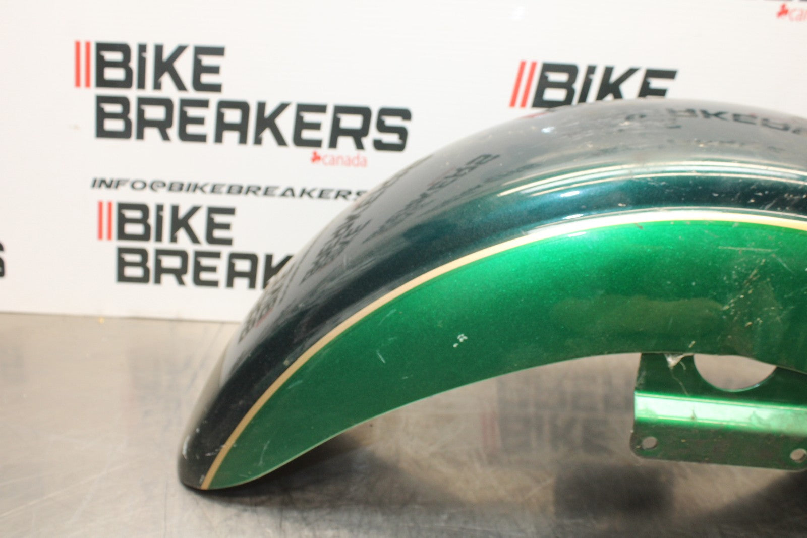 03-08 KAWASAKI VULCAN 1600 FRONT WHEEL FENDER BB196