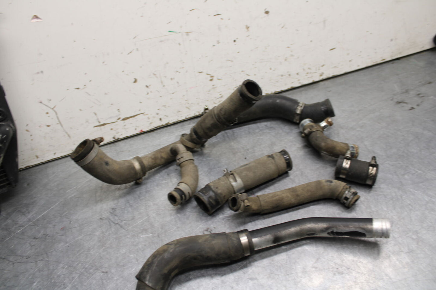 06 YAMAHA YZF R6 RADIATOR HOSES ENGINE COOLANT WATER PIPES HOSE KIT SET BB716