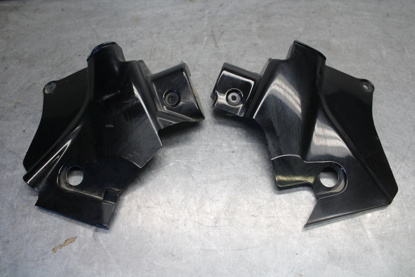 05-06 YAMAHA ROYAL STAR FRAME COVER COWL BB697