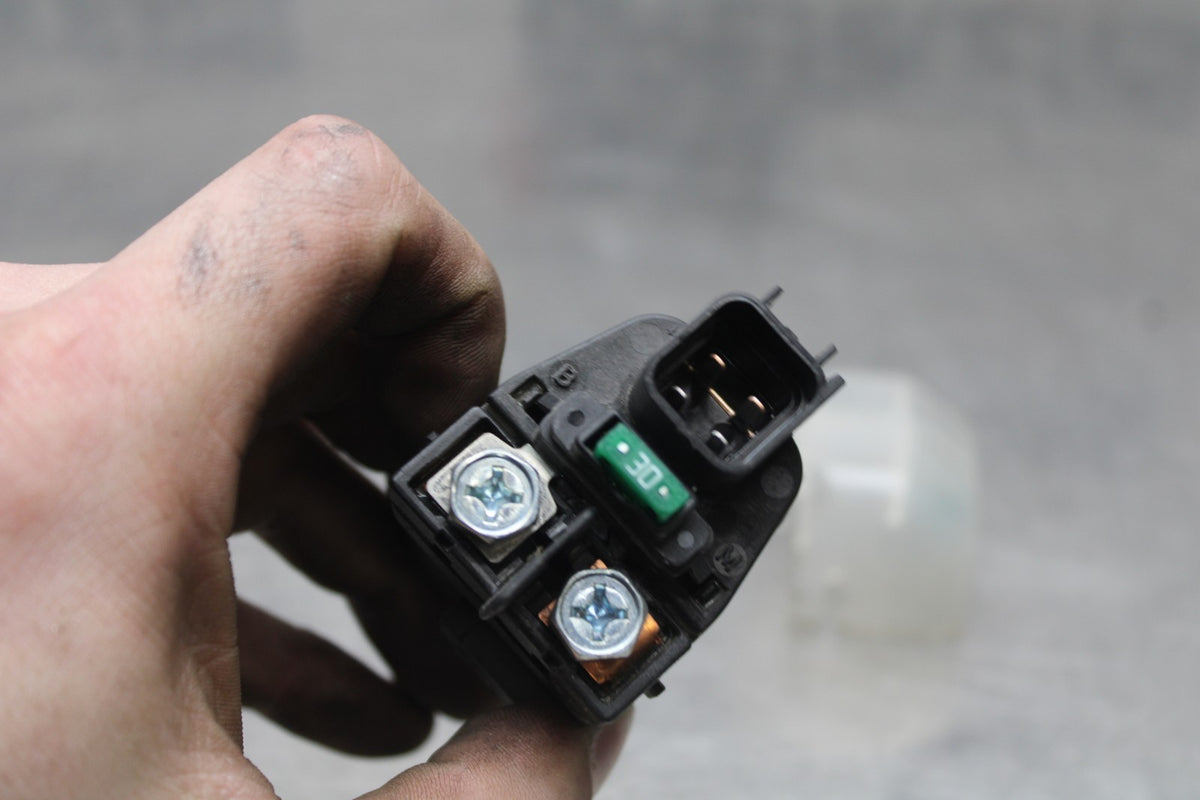 05-06 SUZUKI GSXR1000 ENGINE STARTER RELAY STARTING MOTOR SWITCH BB857