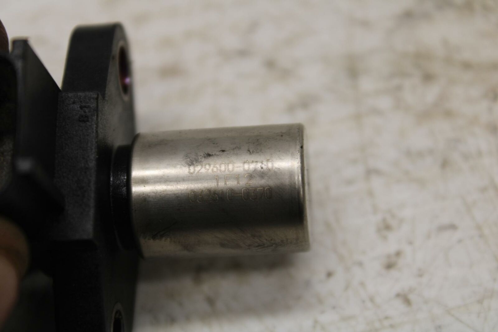 04-05 SUZUKI GSXR600 HEAD KNOCK SENSOR BB245