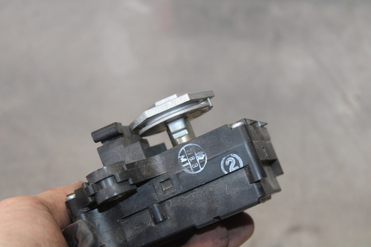 15-26 SUZUKI GSXR600 EXHAUST VALVE SERVO MOTOR BB888