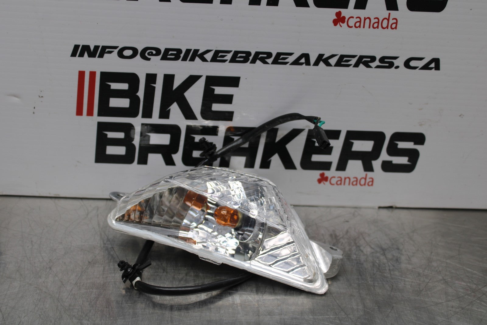 13-17 KAWASAKI NINJA 300 EX300 ABS LEFT FRONT TURN SIGNAL LIGHT INDICATOR BB187