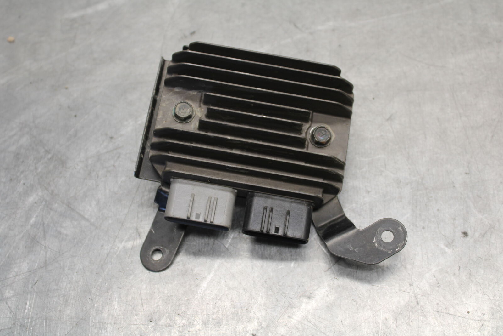 09-12 KAWASAKI NINJA ZX6R RECTIFIER VOLTAGE REGULATOR BB656