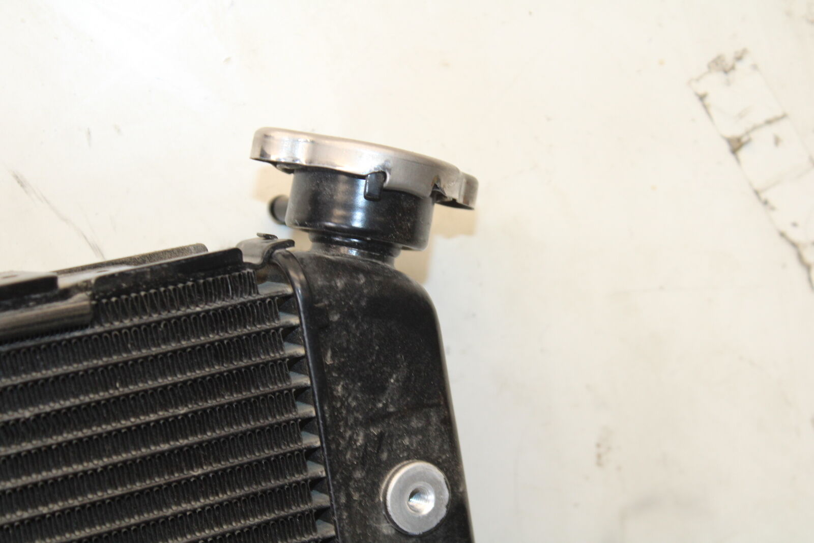 08-16 YAMAHA YZF R6 ENGINE RADIATOR MOTOR COOLER COOLING RADIATER BB665