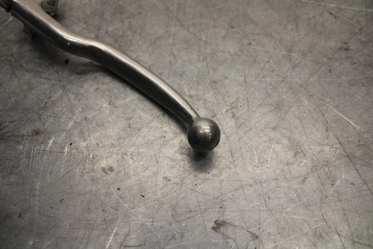 2015 Yamaha YZF R3 LEFT HANDLEBAR CLIPON CLUTCH LEVER BB526