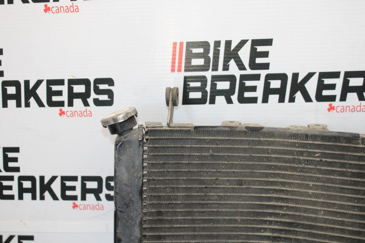 05 YAMAHA YZF R6 ENGINE RADIATOR MOTOR COOLER COOLING RADIATER BB894