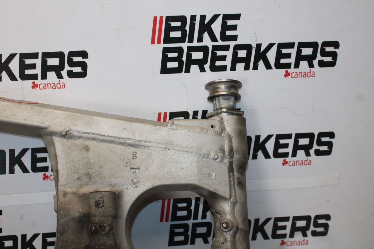 00-05 KAWASAKI NINJA ZX12R REAR SWINGARM BACK SUSPENSION SWING ARM BB892