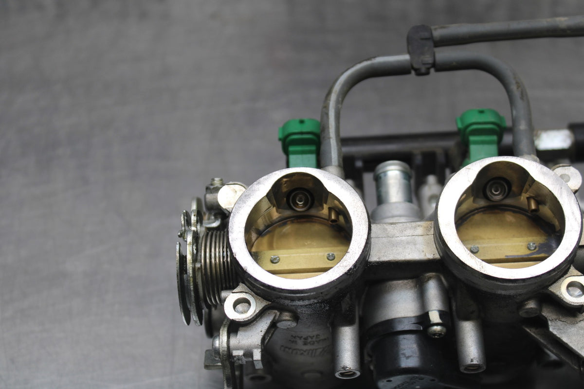 08-10 SUZUKI GSXR 600 MAIN FUEL INJECTORS / THROTTLE BODIES BB803