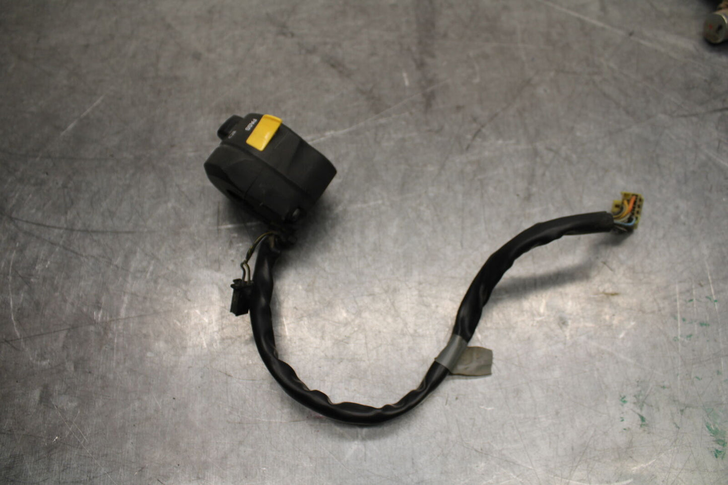 08-10 SUZUKI GSXR 600 LEFT CLIP ON HANDLE HORN SIGNALS SWITCH SWITCHES  BB721