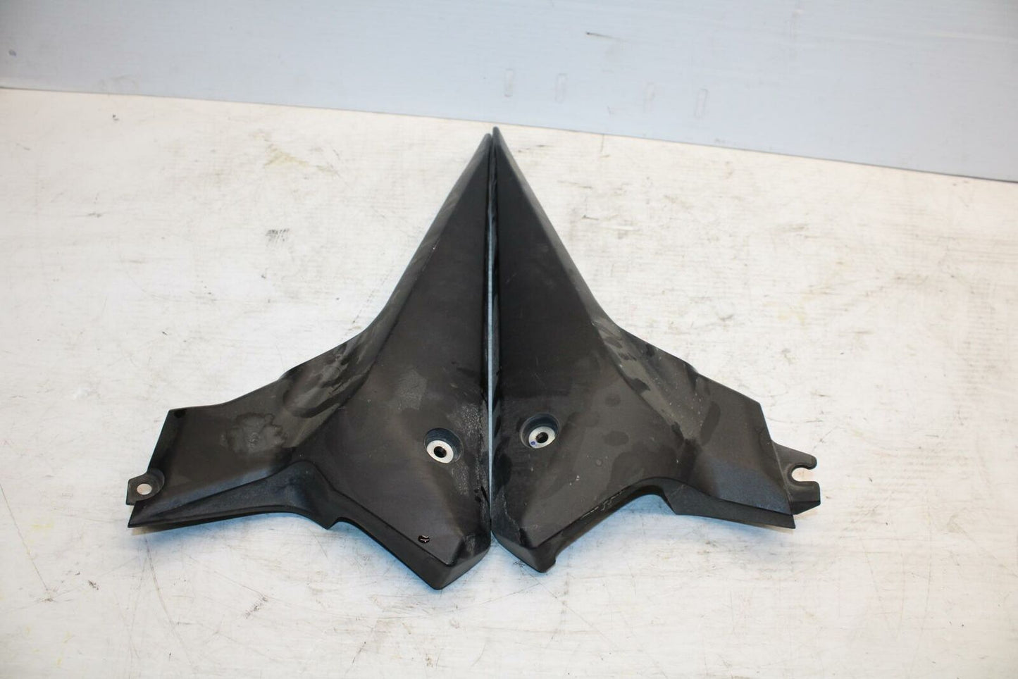 09 YAMAHA FZ6 RIGHT LEFT FRAME MID SIDE COVERS COWLS PANELS TRIM BB295