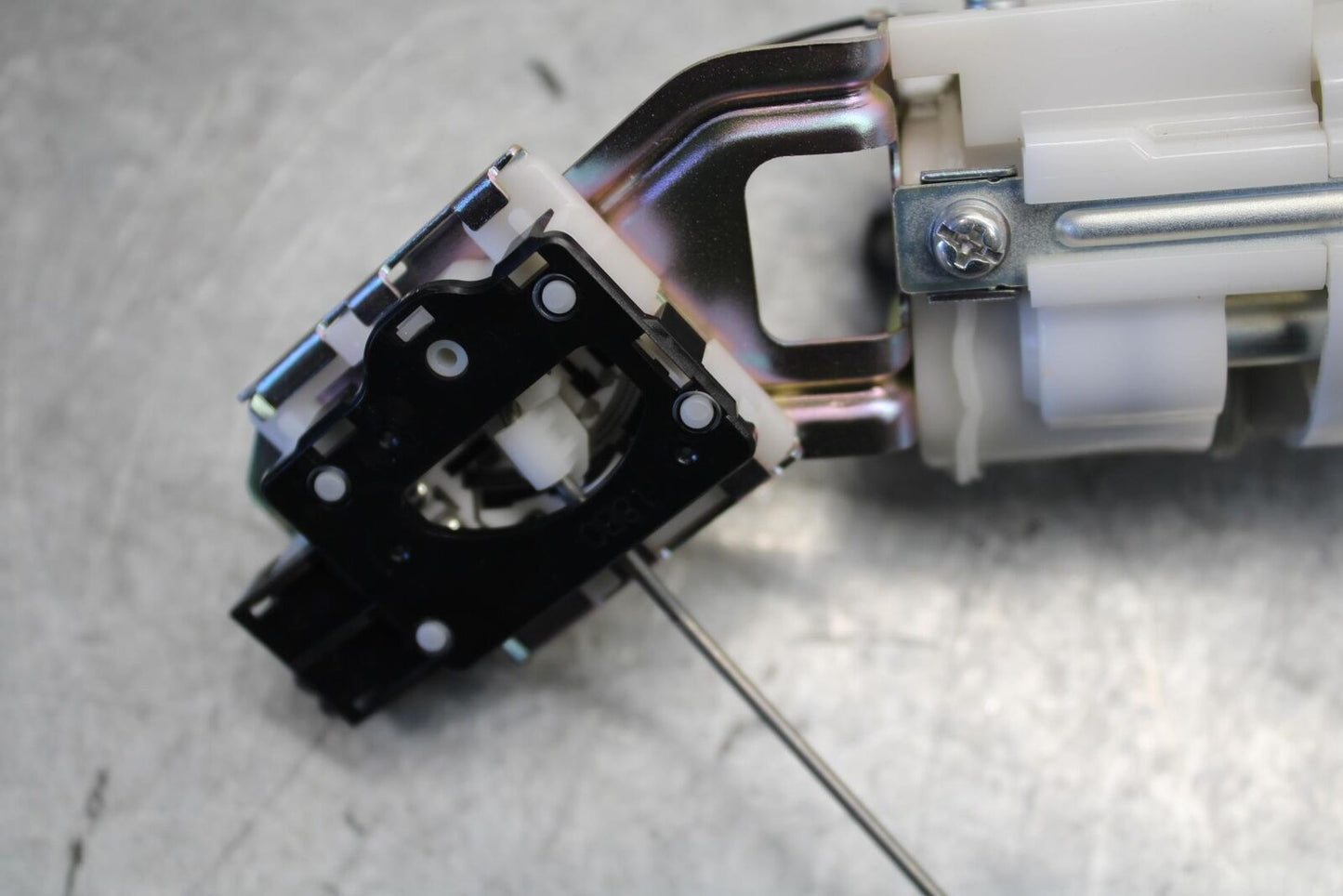 11-23 SUZUKI GSXR 750 FUEL PUMP GAS PETROL SENDER UNIT BB54