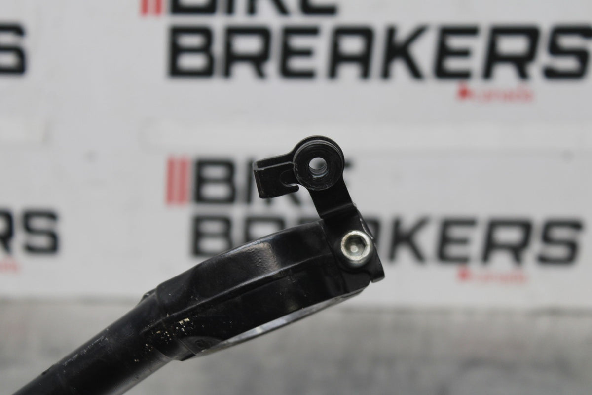 08 KAWASAKI NINJA ZX10R RIGHT CLIP ON HANDLEBAR BB902