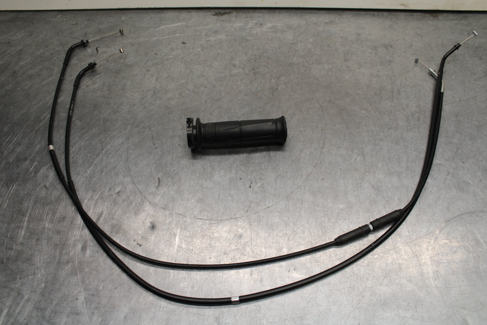 19-23 KAWASAKI NINJA ZX6R THROTTLE CABLES LINES BB749