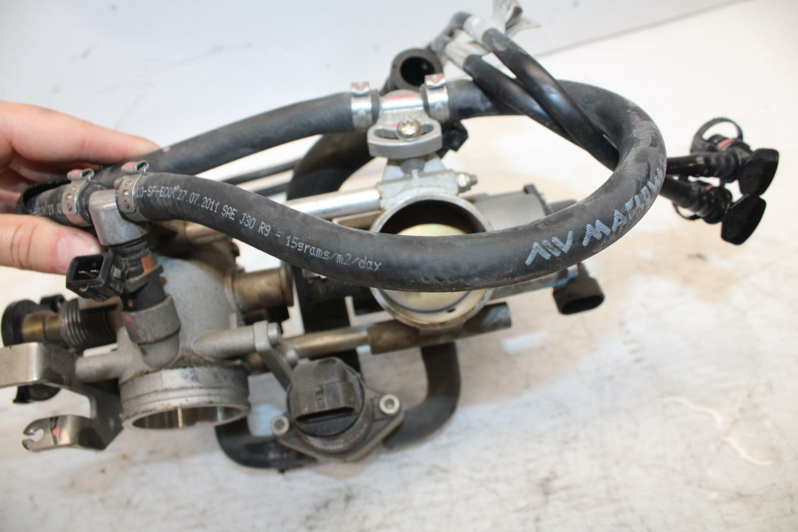 12 DUCATI MONSTER 796 MAIN FUEL INJECTORS / THROTTLE BODIES BB276