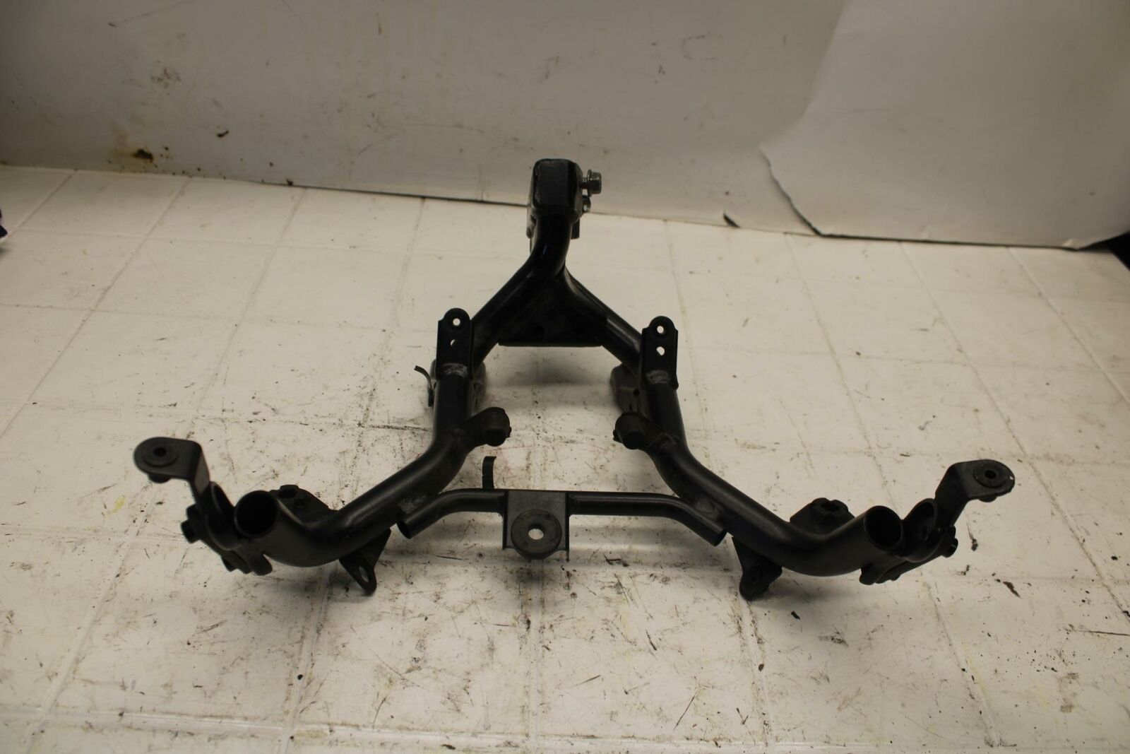 06-07 SUZUKI BANDIT 1200S ABS UPPER FAIRING MIRROR GAUGES STAY BRACKET BB21