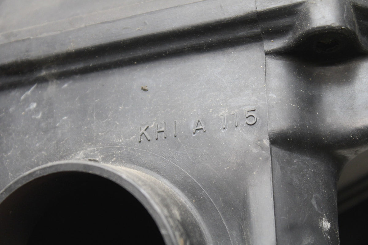 98 KAWASAKI NINJA ZX6 AIRBOX AIR INTAKE FILTER BOX BB870